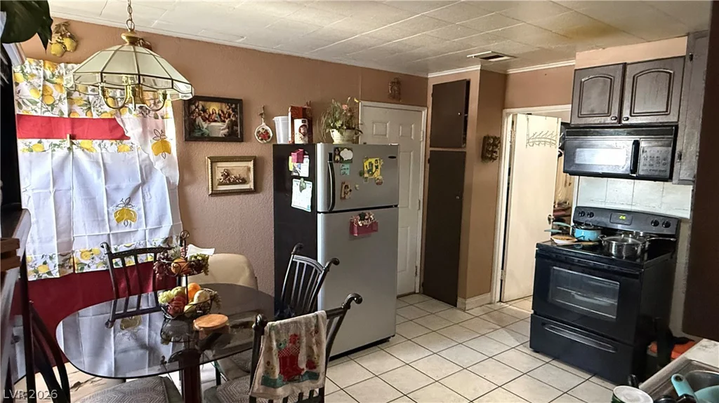 901 Stanley, North Las Vegas, NV 89030