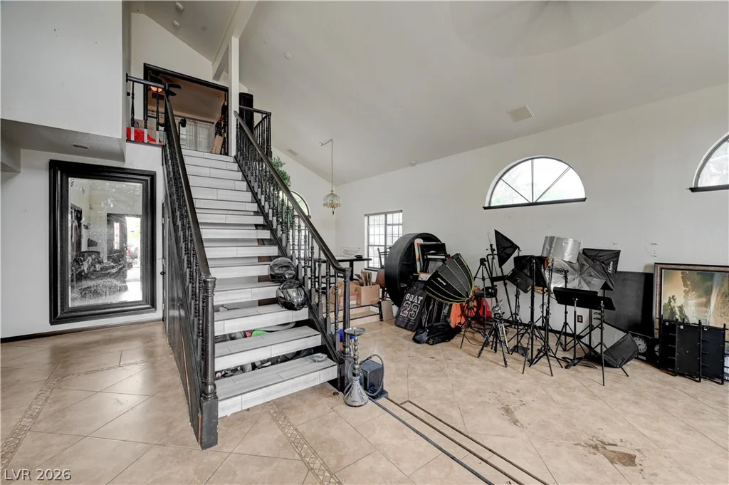 2681 Hacienda, Las Vegas, NV 89120