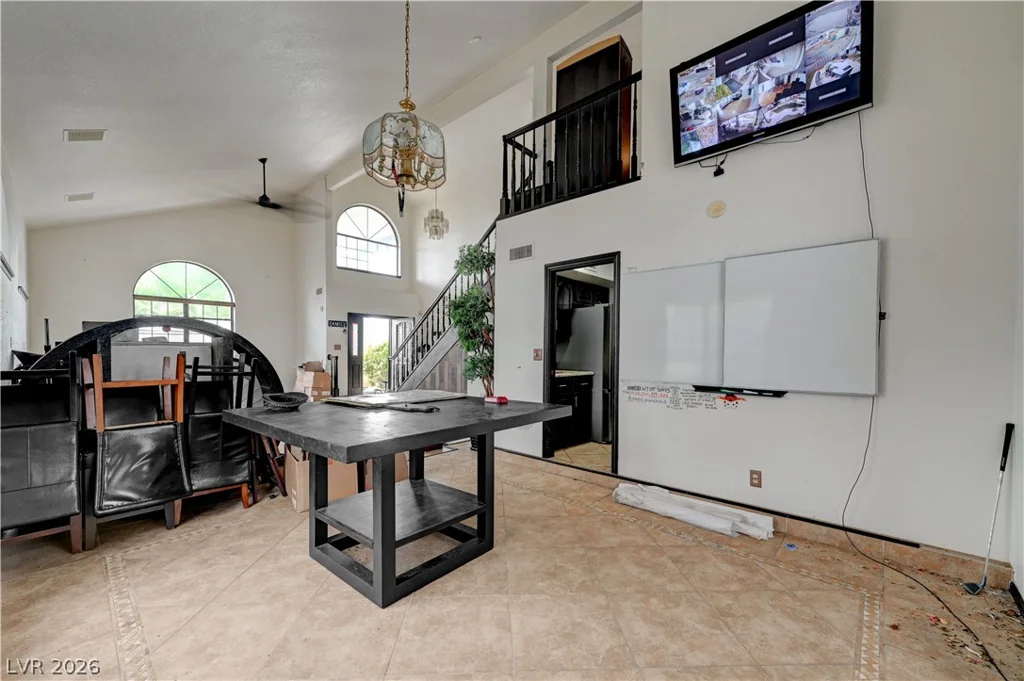 2681 Hacienda, Las Vegas, NV 89120