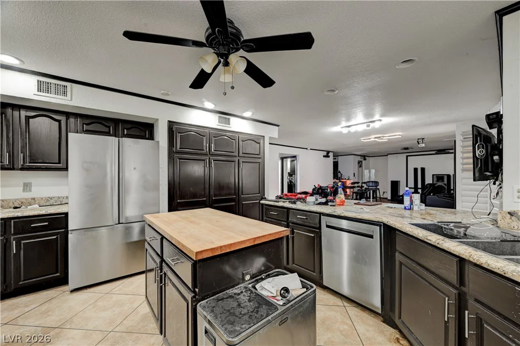 2681 Hacienda, Las Vegas, NV 89120