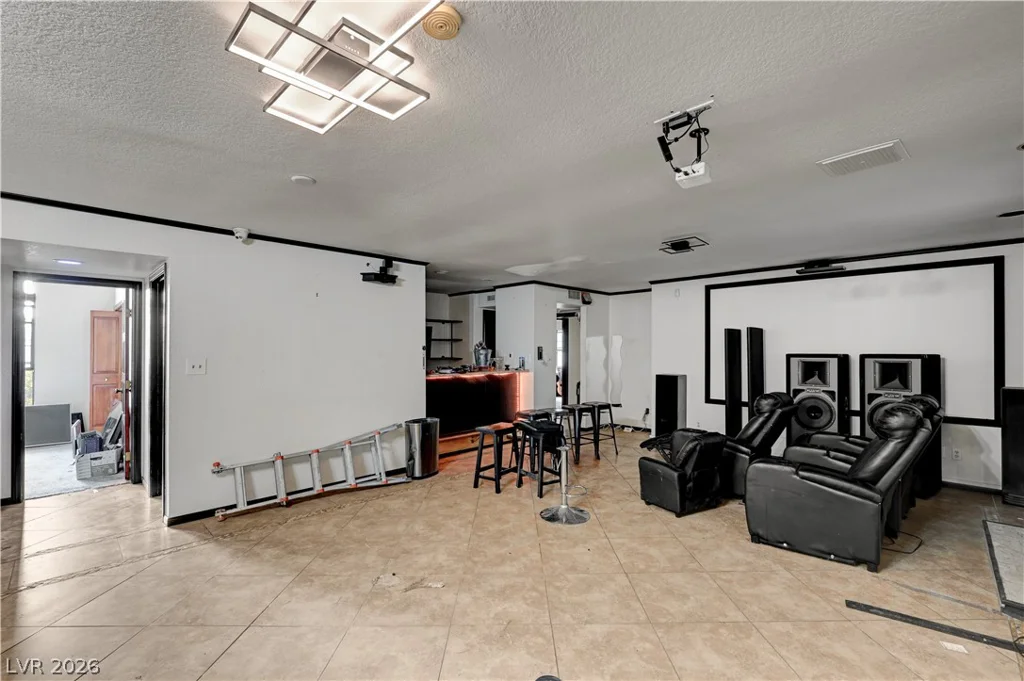 2681 Hacienda, Las Vegas, NV 89120