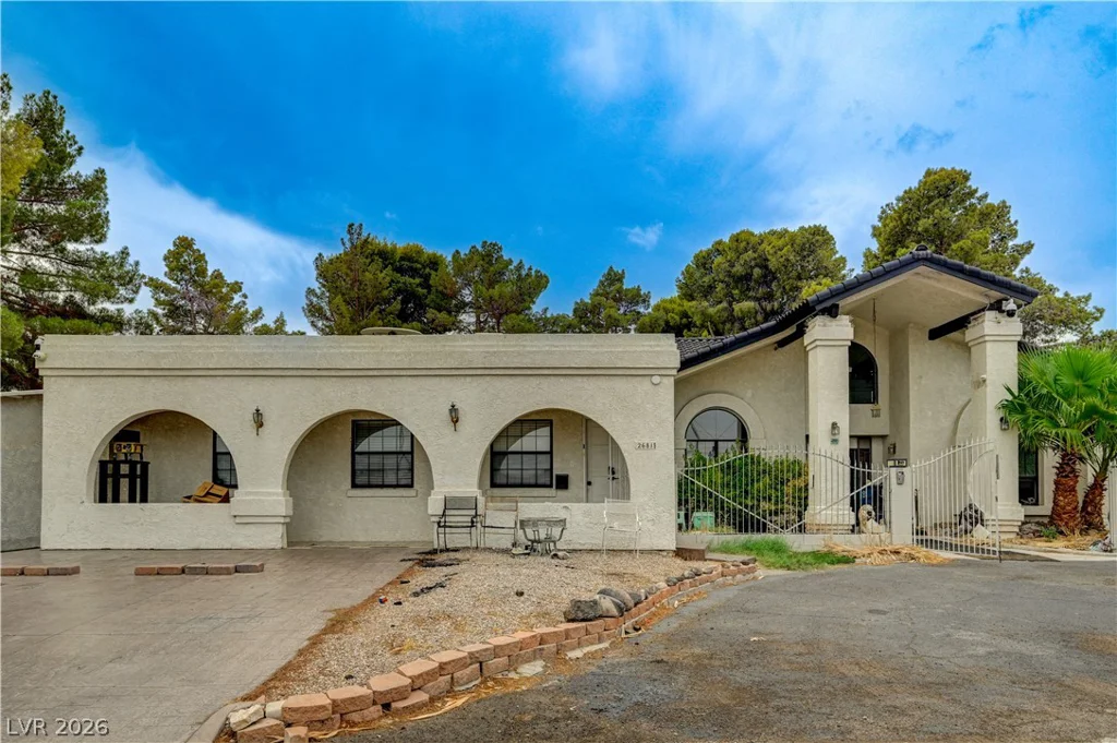 2681 Hacienda, Las Vegas, NV 89120