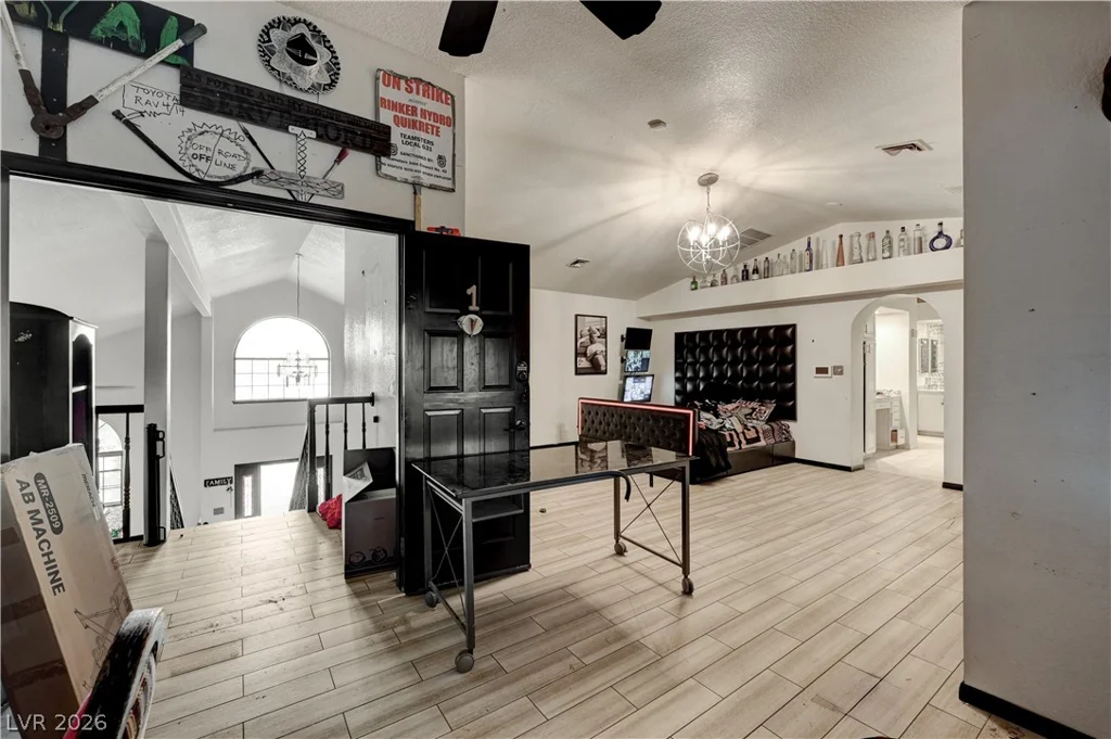 2681 Hacienda, Las Vegas, NV 89120