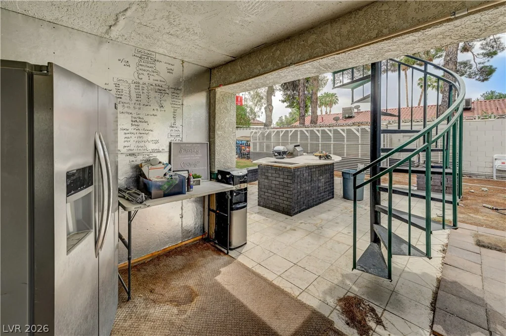 2681 Hacienda, Las Vegas, NV 89120