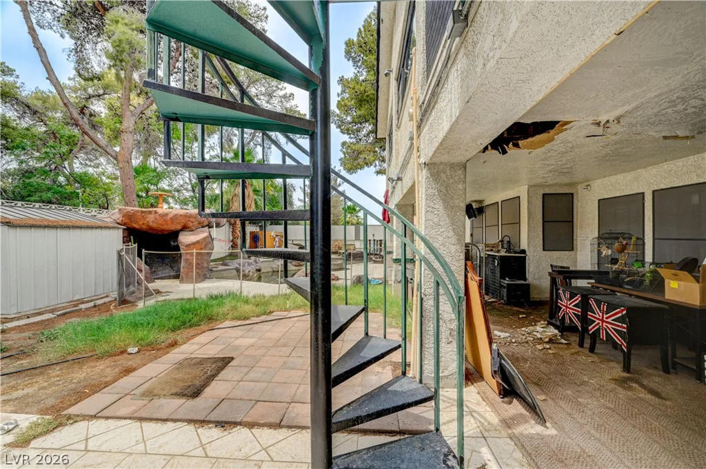 2681 Hacienda, Las Vegas, NV 89120