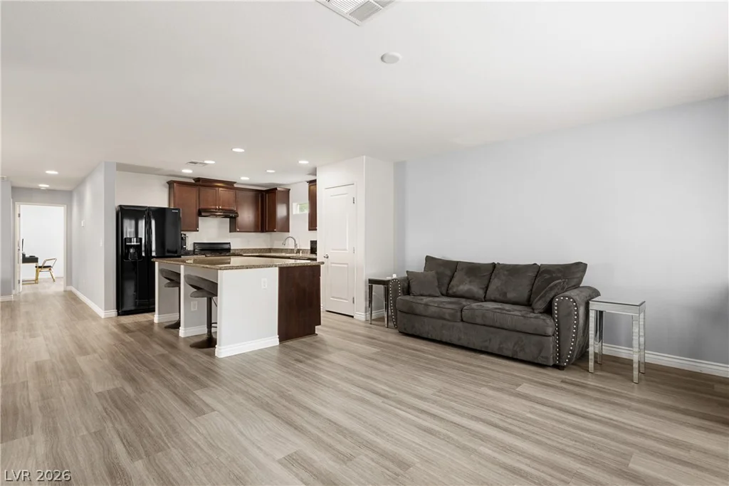 8950 Harmony Hall, Las Vegas, NV 89178