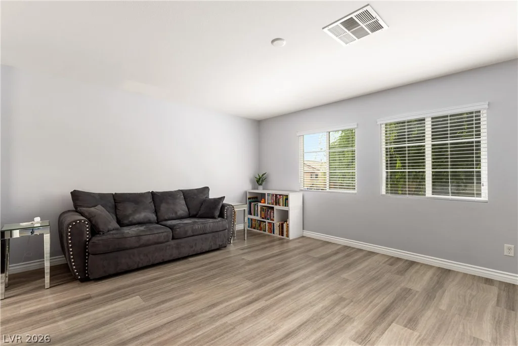 8950 Harmony Hall, Las Vegas, NV 89178
