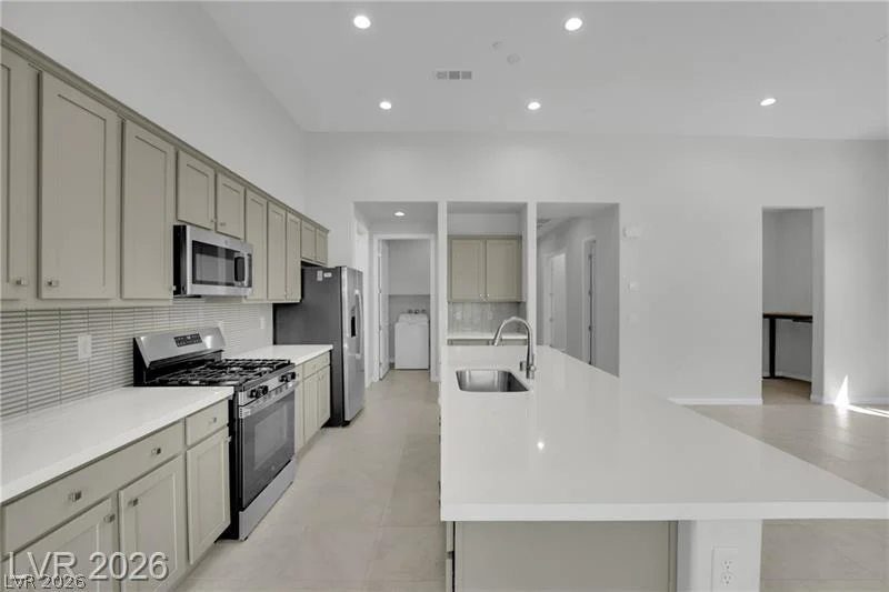 651 Kroker, Henderson, NV 89011