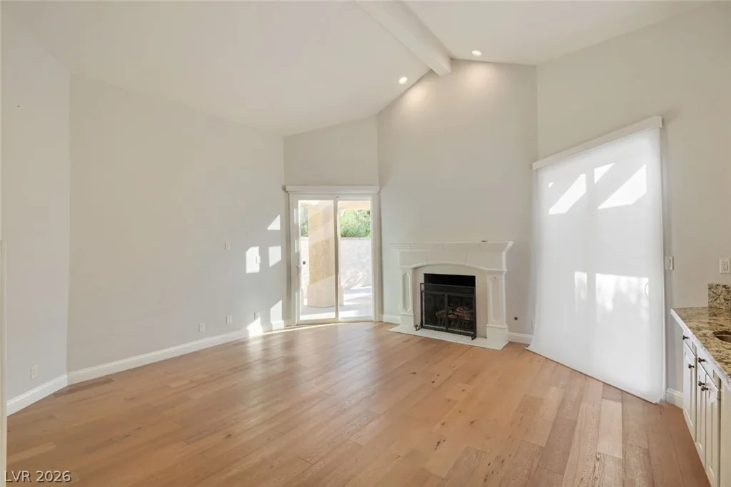 5090 Breakers, Las Vegas, NV 89113