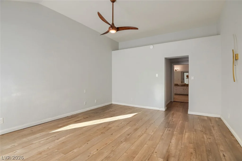 5090 Breakers, Las Vegas, NV 89113