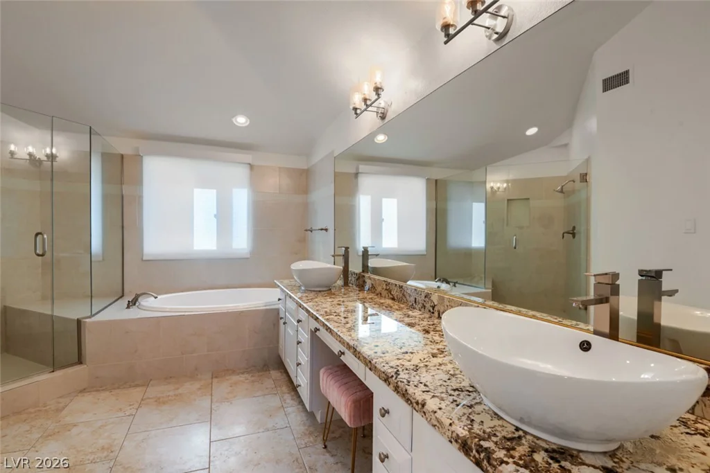5090 Breakers, Las Vegas, NV 89113