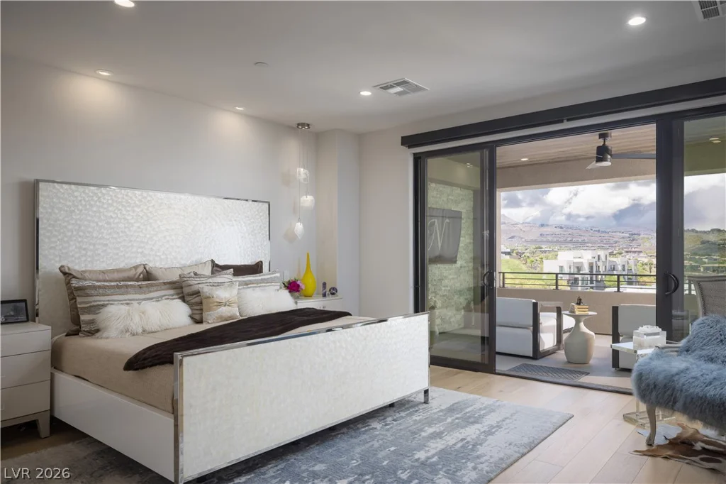 358 Solitude Peak, Henderson, NV 89012