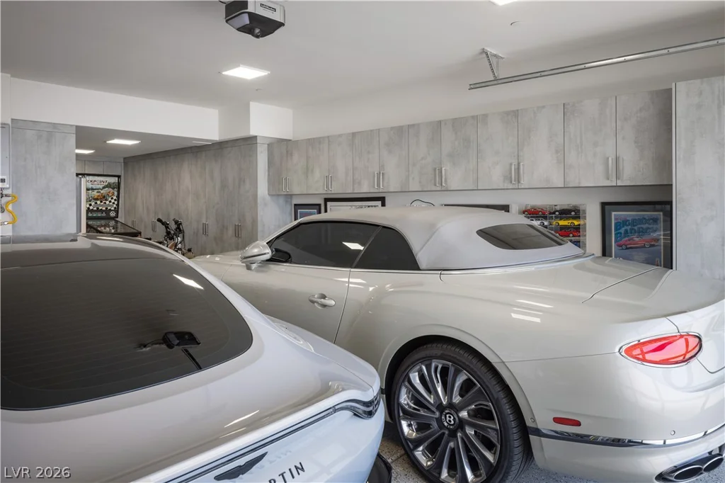 358 Solitude Peak, Henderson, NV 89012