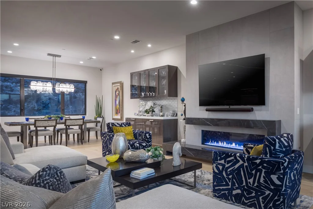 358 Solitude Peak, Henderson, NV 89012