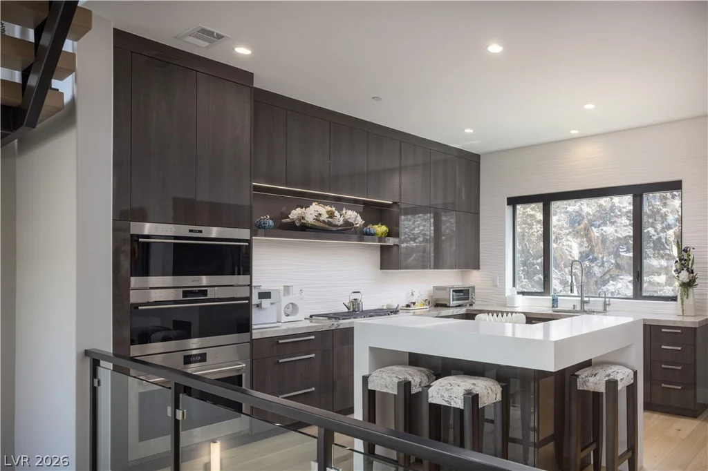 358 Solitude Peak, Henderson, NV 89012