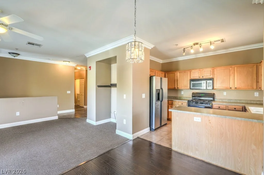 3920 Legend Hills, Las Vegas, NV 89129