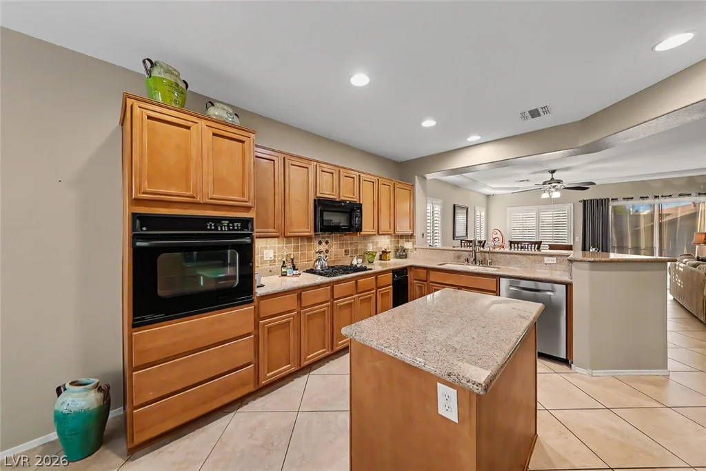 2878 Hartwick Pines, Henderson, NV 89052