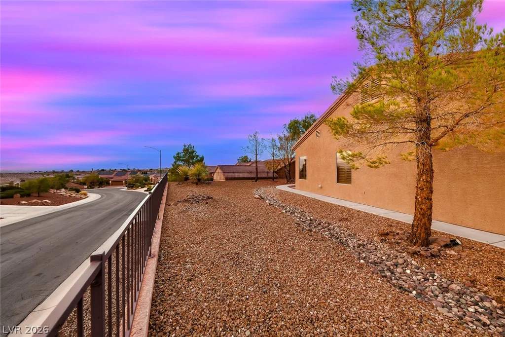2878 Hartwick Pines, Henderson, NV 89052