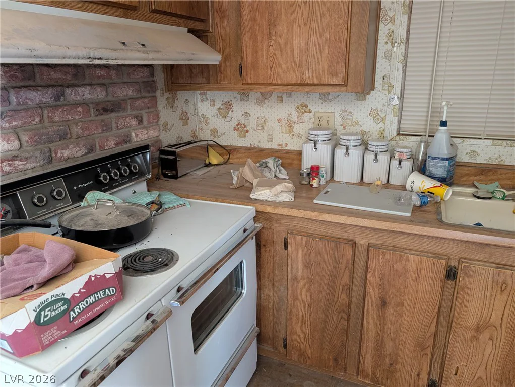 5401 Turner, Pahrump, NV 89061