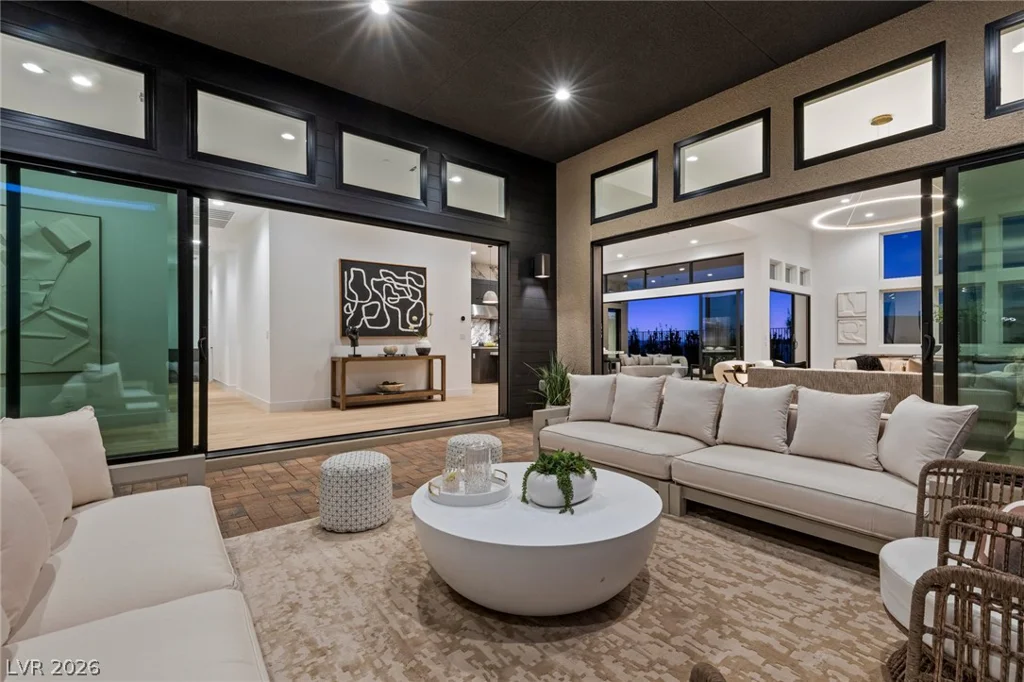 11089 Stone Summit, Las Vegas, NV 89135