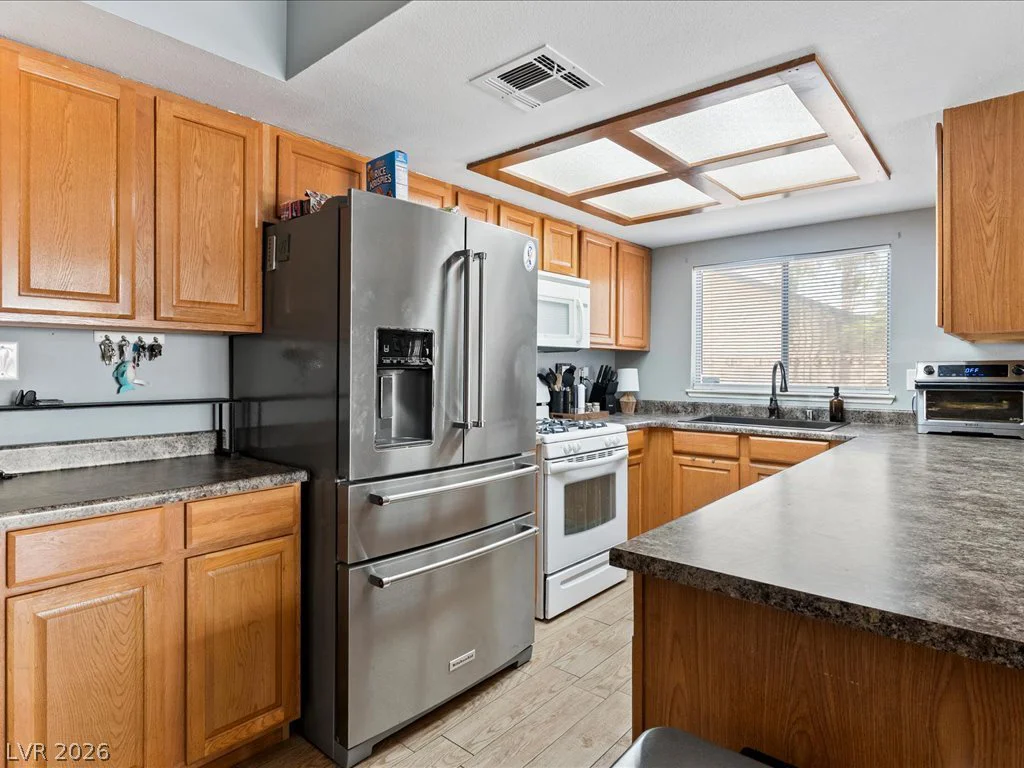 6171 Forest Park, Las Vegas, NV 89156