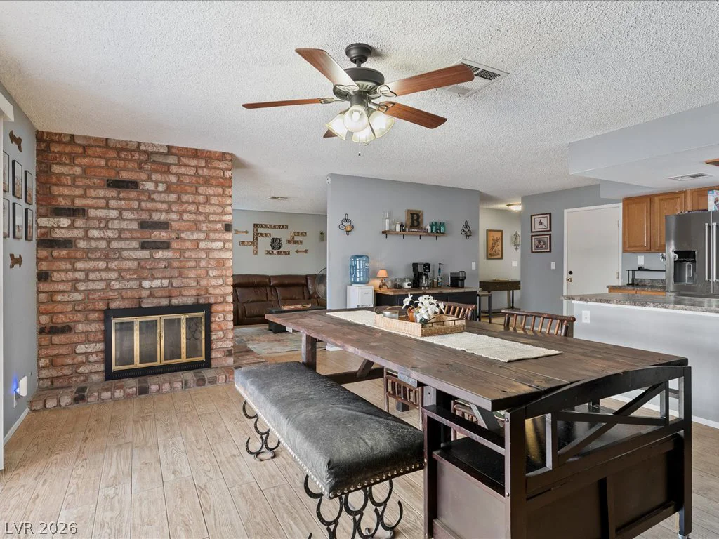 6171 Forest Park, Las Vegas, NV 89156