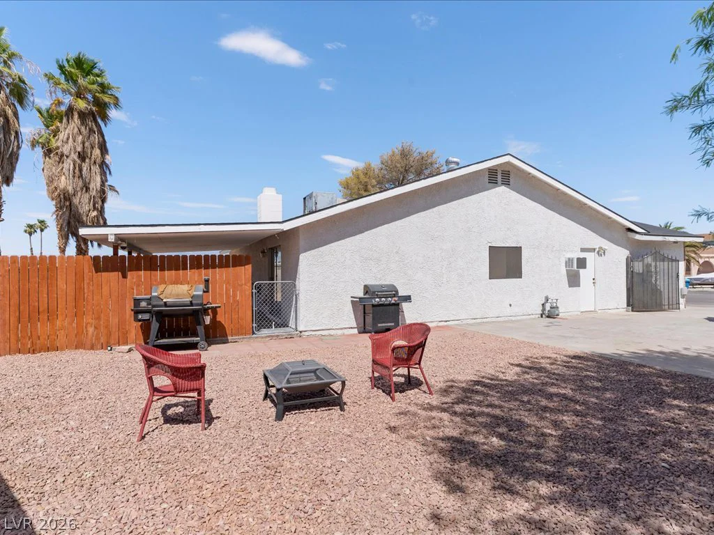 6171 Forest Park, Las Vegas, NV 89156