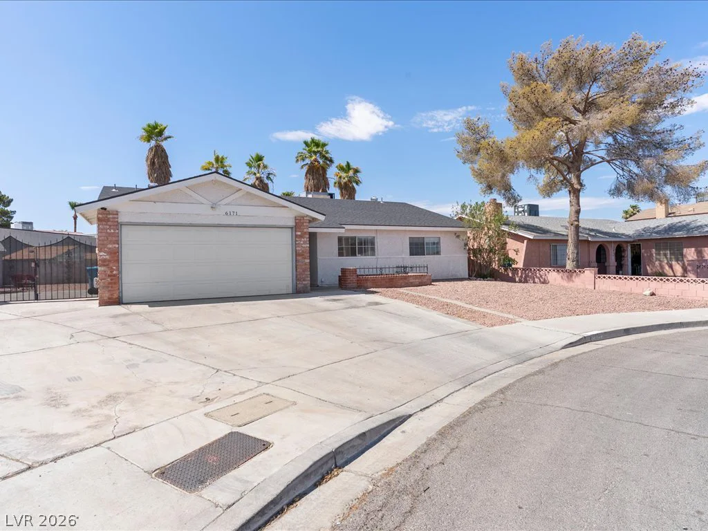 6171 Forest Park, Las Vegas, NV 89156