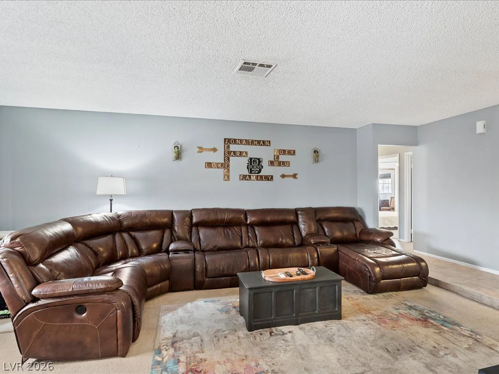 6171 Forest Park, Las Vegas, NV 89156