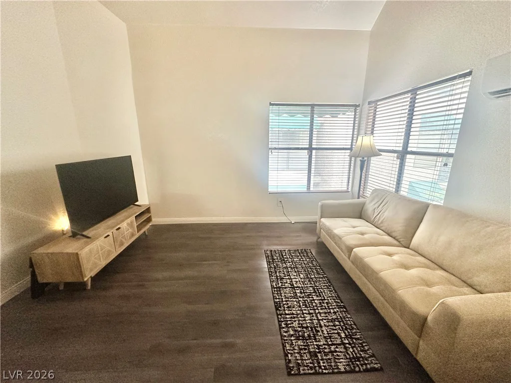 510 Elm, Las Vegas, NV 89169