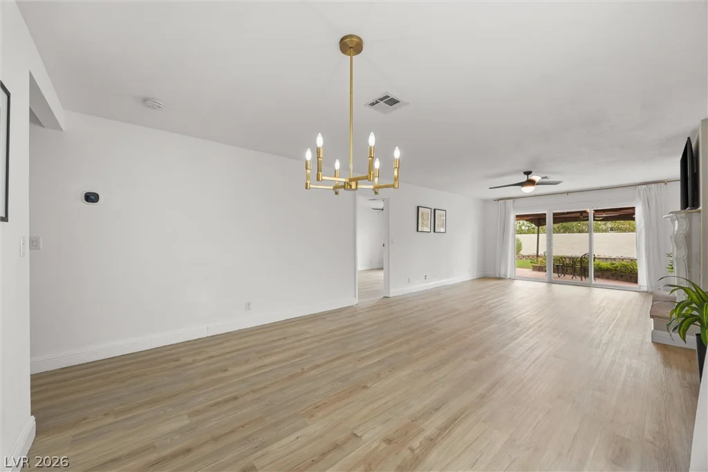 2117 Plaza De La Candela, Las Vegas, NV 89102