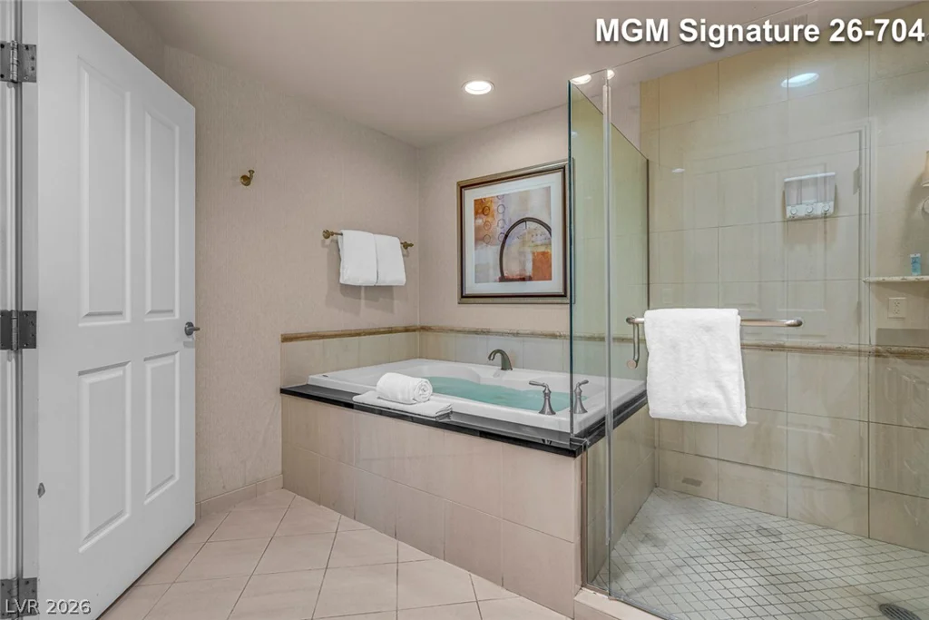 135 Harmon, Las Vegas, NV 89109