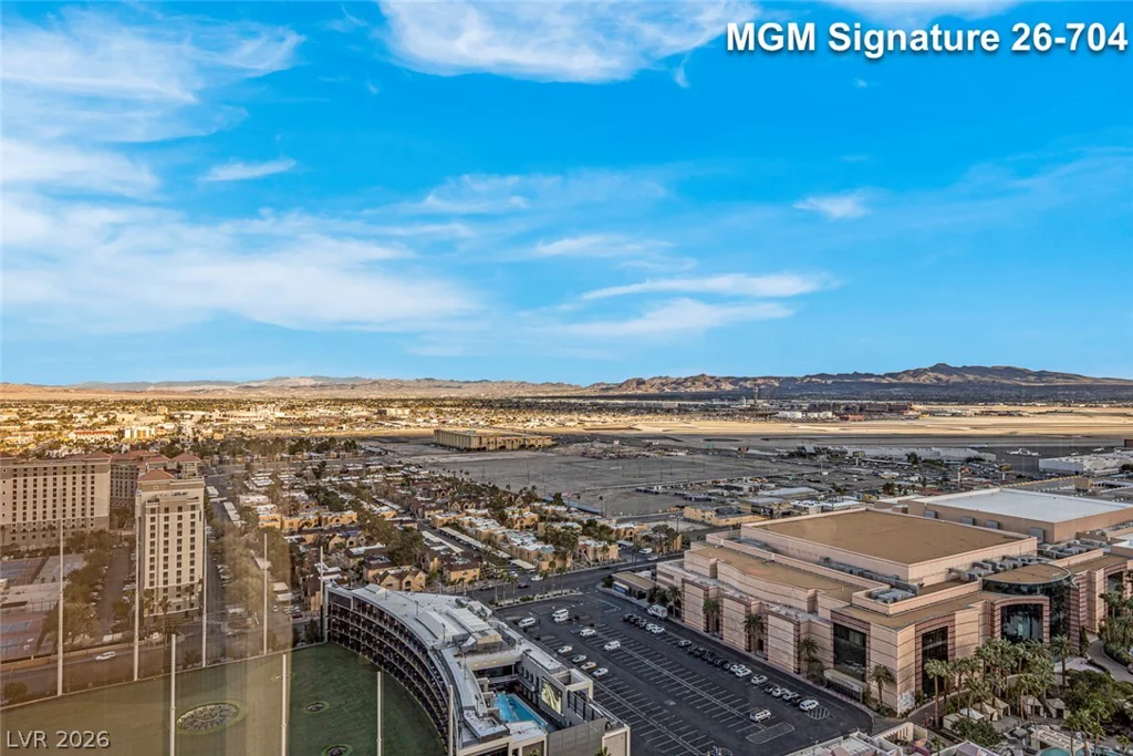 135 Harmon, Las Vegas, NV 89109