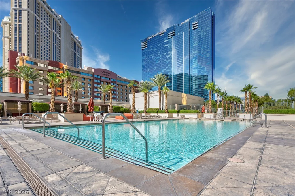 135 Harmon, Las Vegas, NV 89109