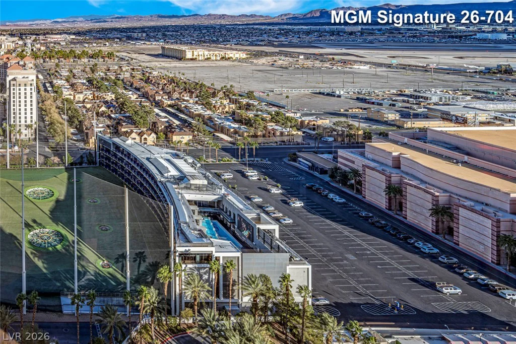 135 Harmon, Las Vegas, NV 89109