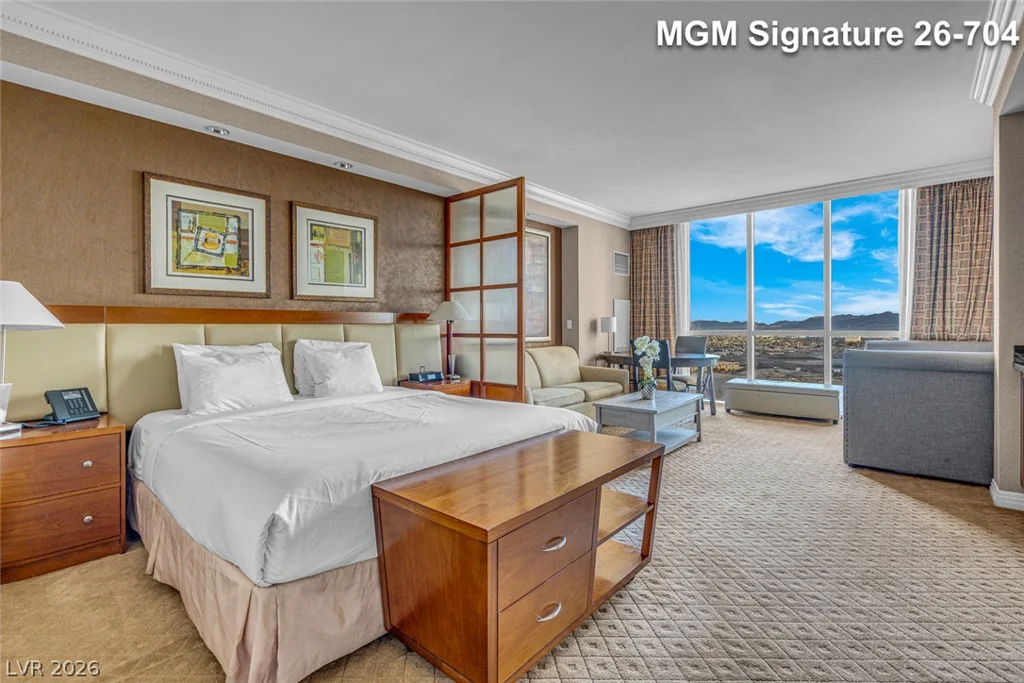 135 Harmon, Las Vegas, NV 89109