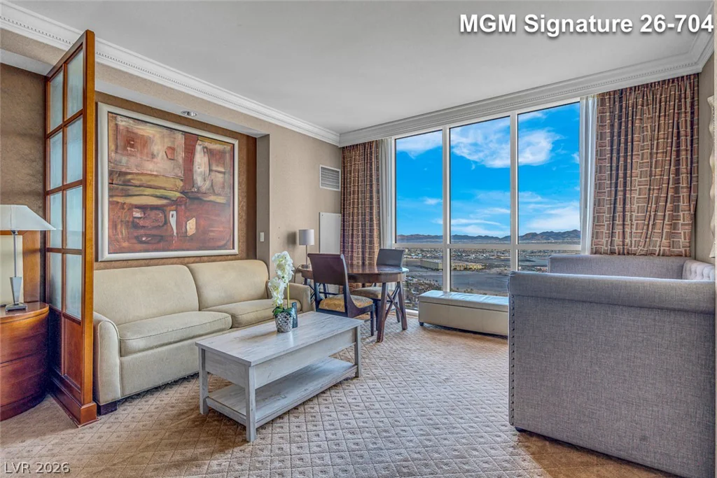135 Harmon, Las Vegas, NV 89109