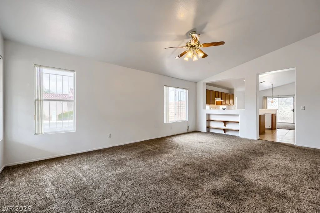 976 Skyforest, Henderson, NV 89011