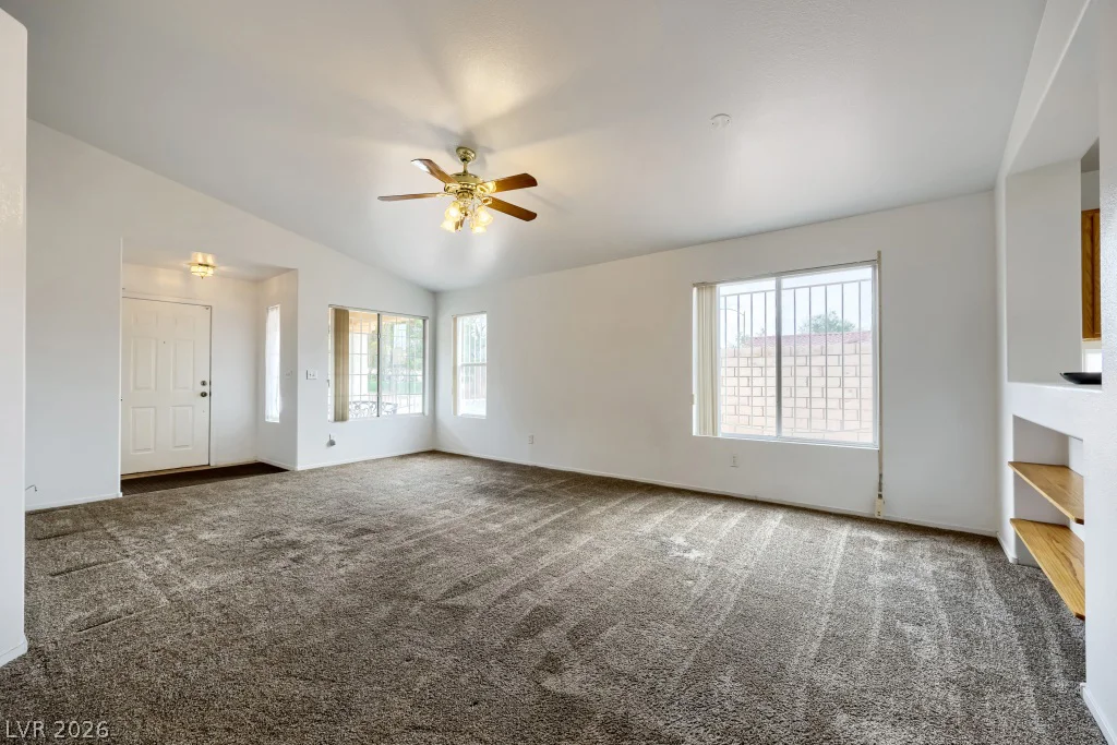 976 Skyforest, Henderson, NV 89011