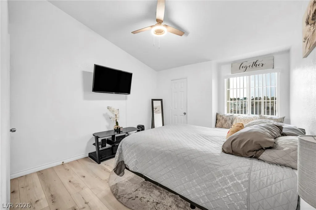 2725 Nellis, Las Vegas, NV 89121