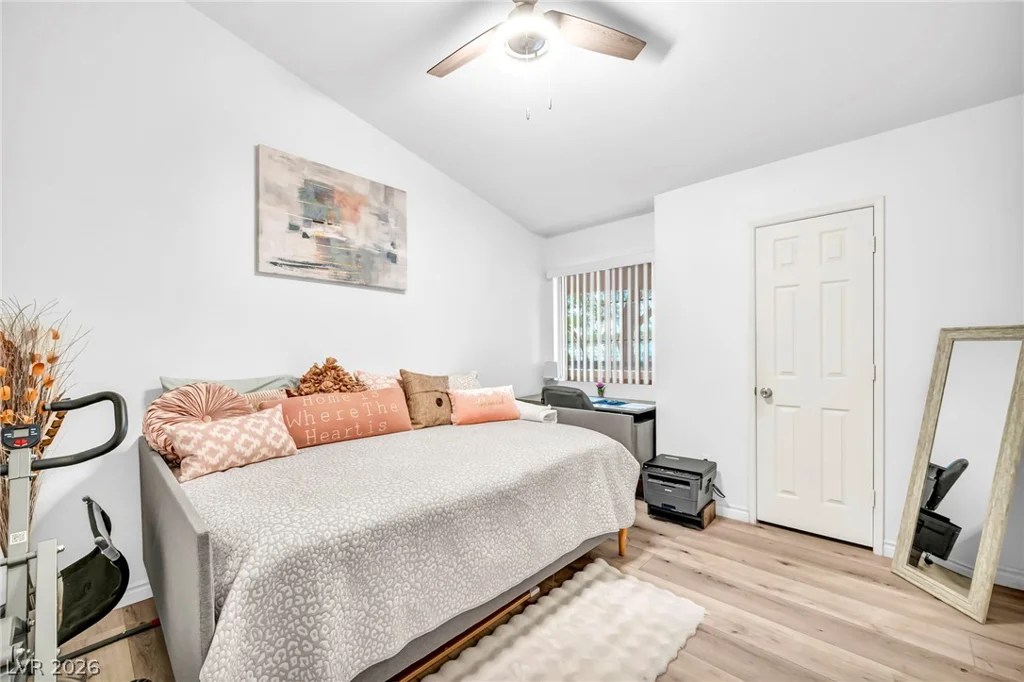 2725 Nellis, Las Vegas, NV 89121