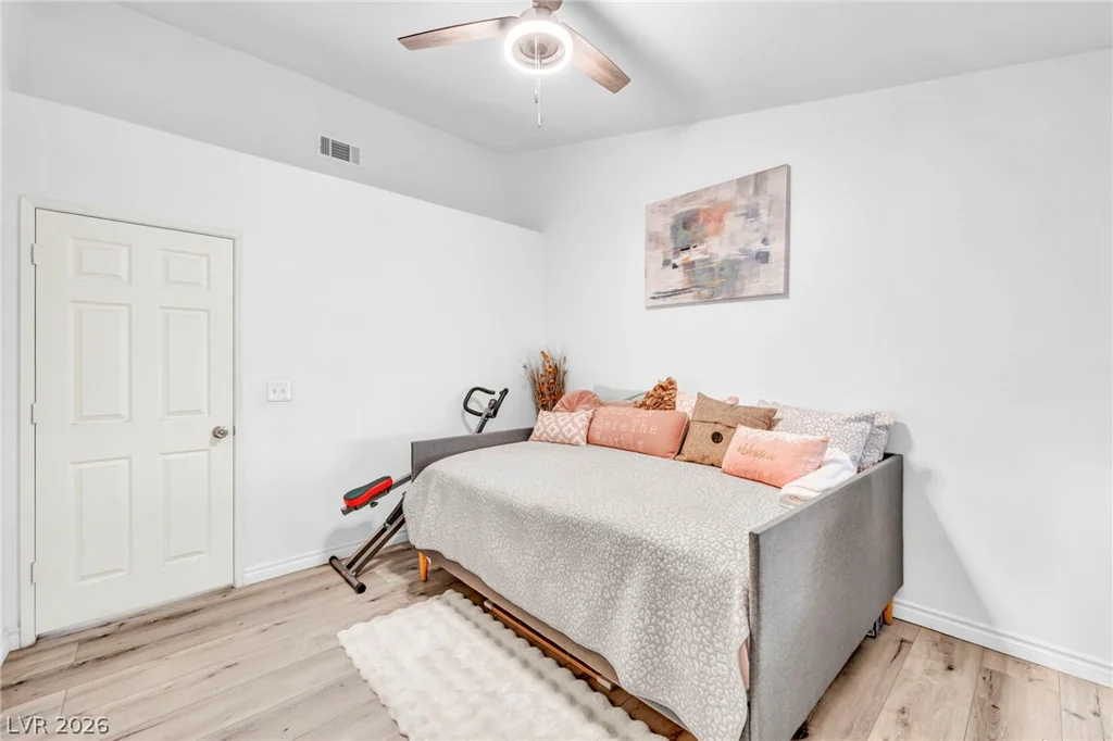 2725 Nellis, Las Vegas, NV 89121