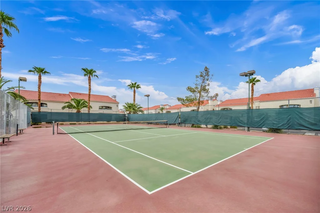 2725 Nellis, Las Vegas, NV 89121