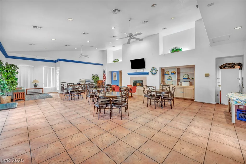 2725 Nellis, Las Vegas, NV 89121