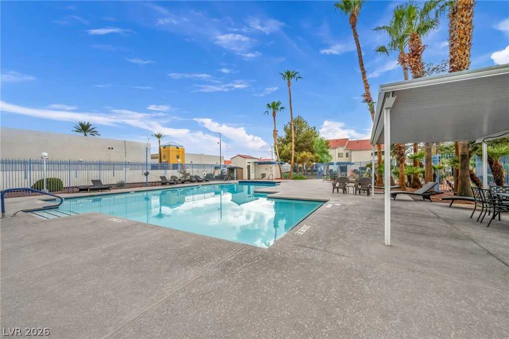 2725 Nellis, Las Vegas, NV 89121