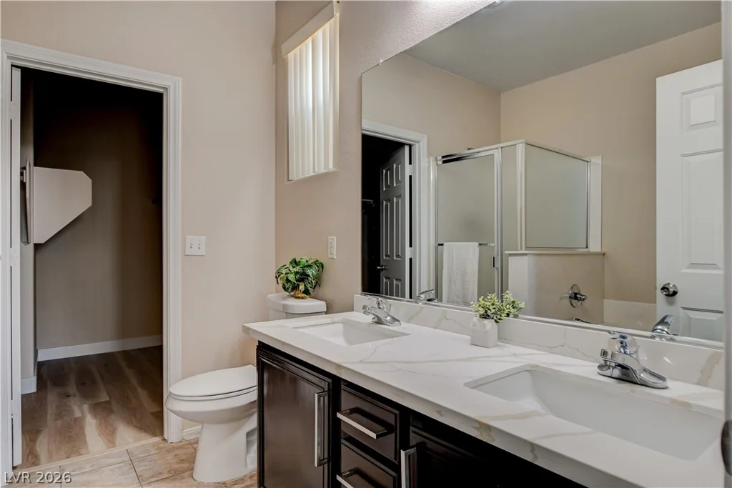 3962 Coyote Ridge, Las Vegas, NV 89129