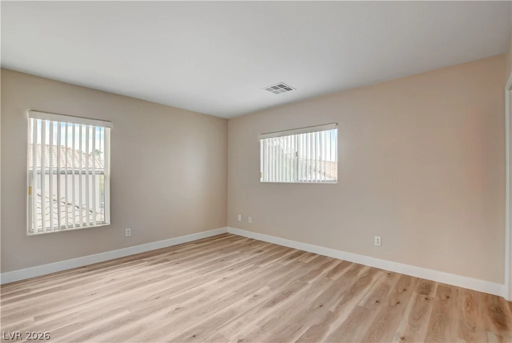 3962 Coyote Ridge, Las Vegas, NV 89129