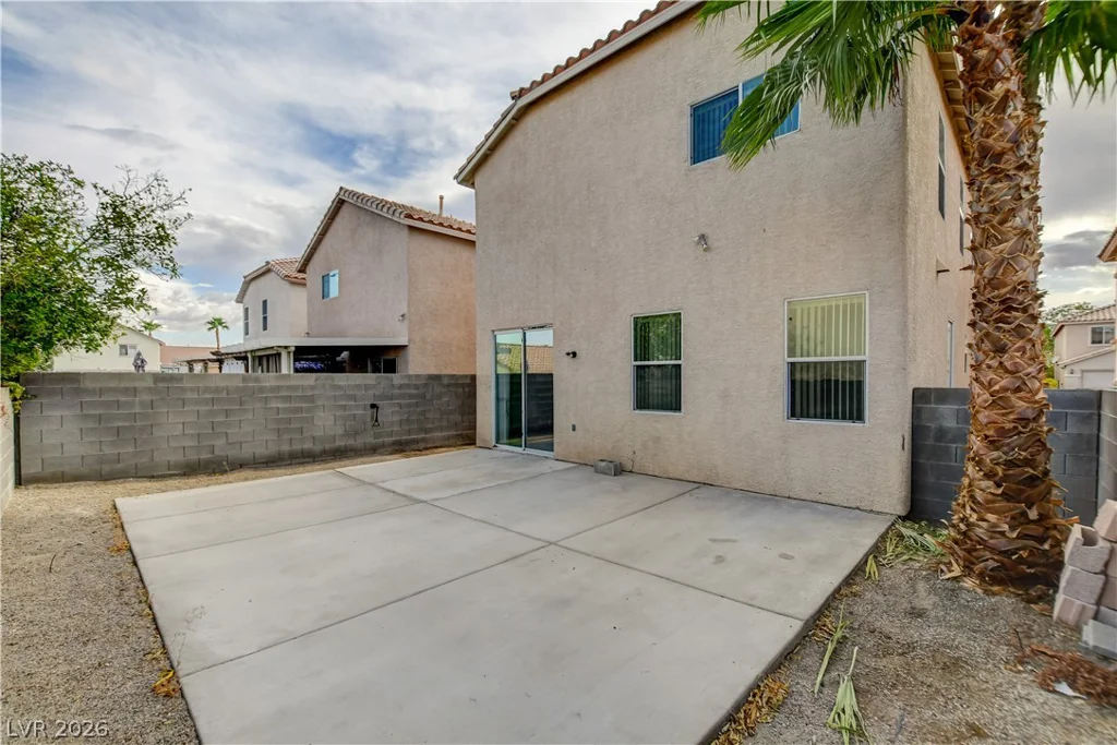 3962 Coyote Ridge, Las Vegas, NV 89129