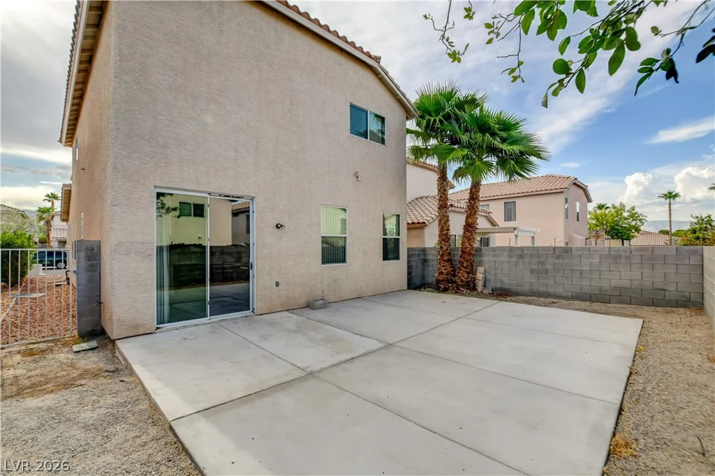 3962 Coyote Ridge, Las Vegas, NV 89129