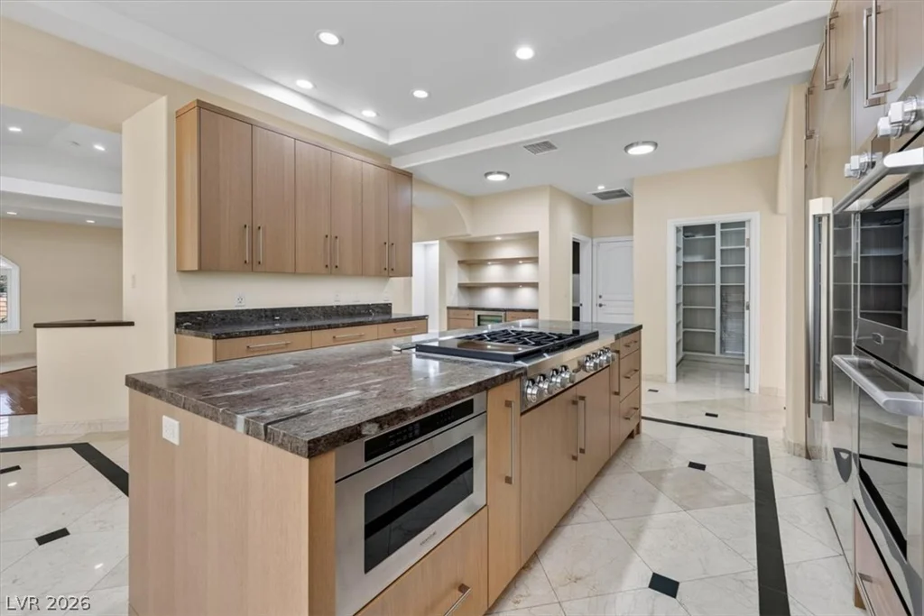 2021 Valadez, Las Vegas, NV 89117